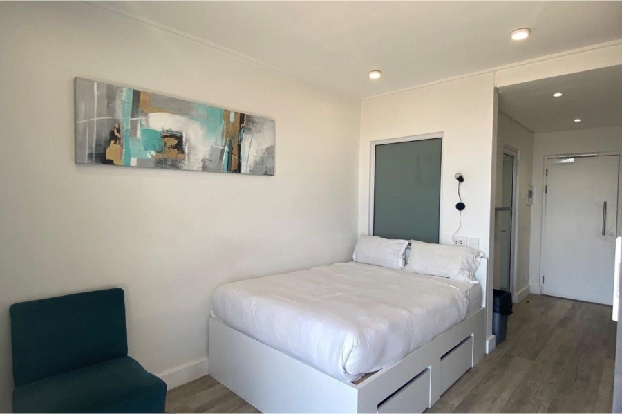 1 Bedroom Property for Sale in Woodstock Western Cape